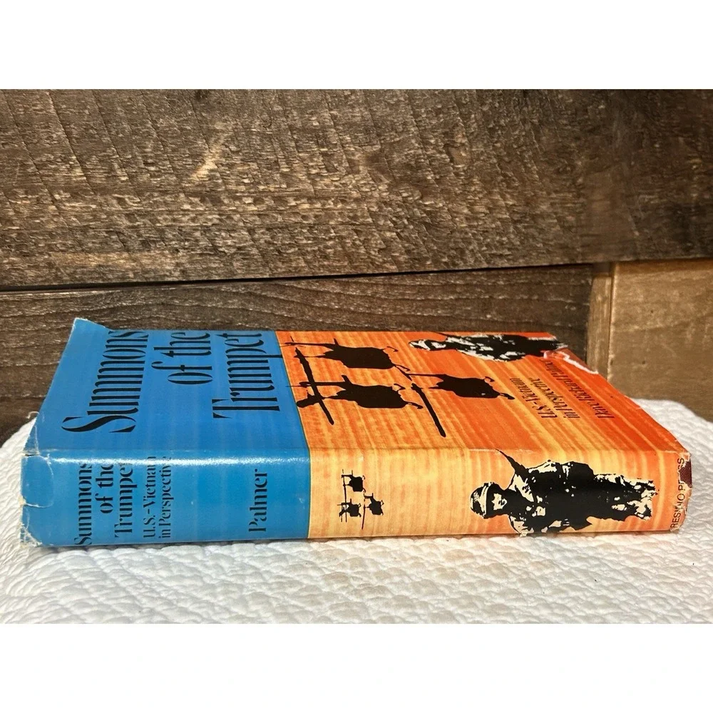 Dave Richard PALMER / Summons of the Trumpet U.S Vietnam in Perspective 1979